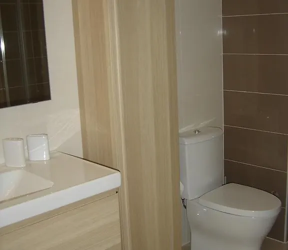 Park Flat Casa Do Ze * Setúbal